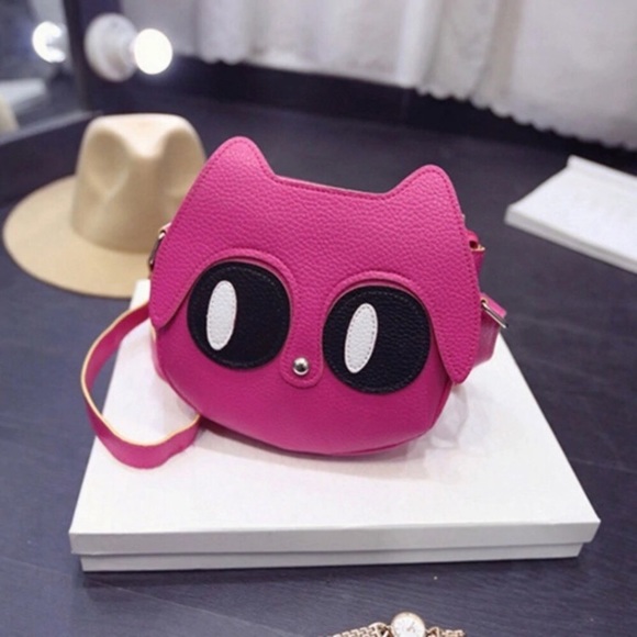 Kawaii Kitty Cat Crossbody Bag - Picture 4 of 8